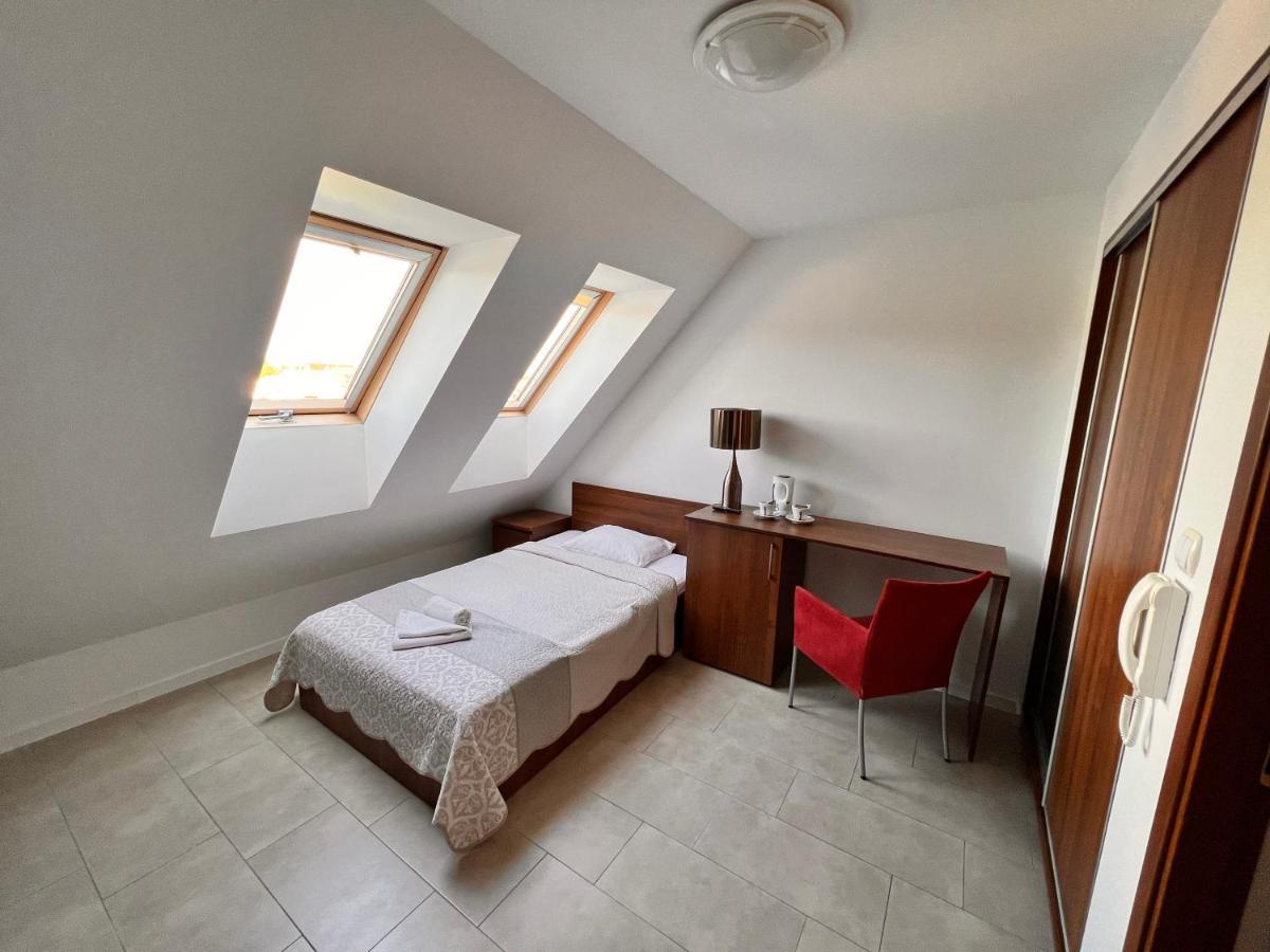 Apartamenty Mesa Grill Restaurant Cafe Дзвижино Экстерьер фото