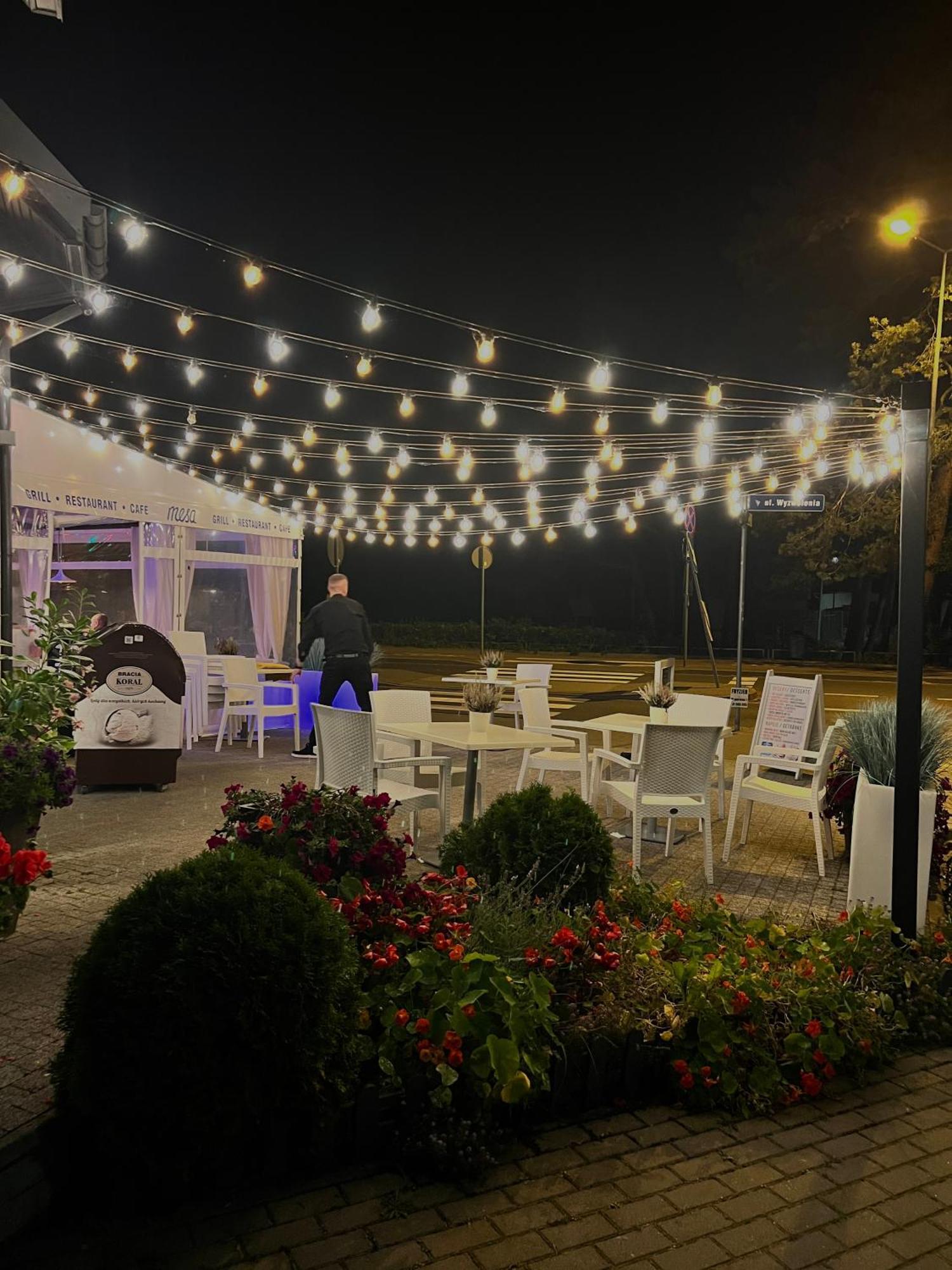 Apartamenty Mesa Grill Restaurant Cafe Дзвижино Экстерьер фото