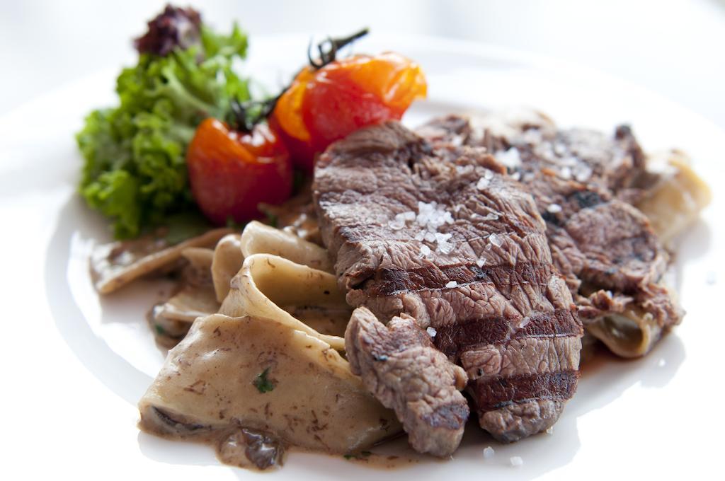 Apartamenty Mesa Grill Restaurant Cafe Дзвижино Экстерьер фото
