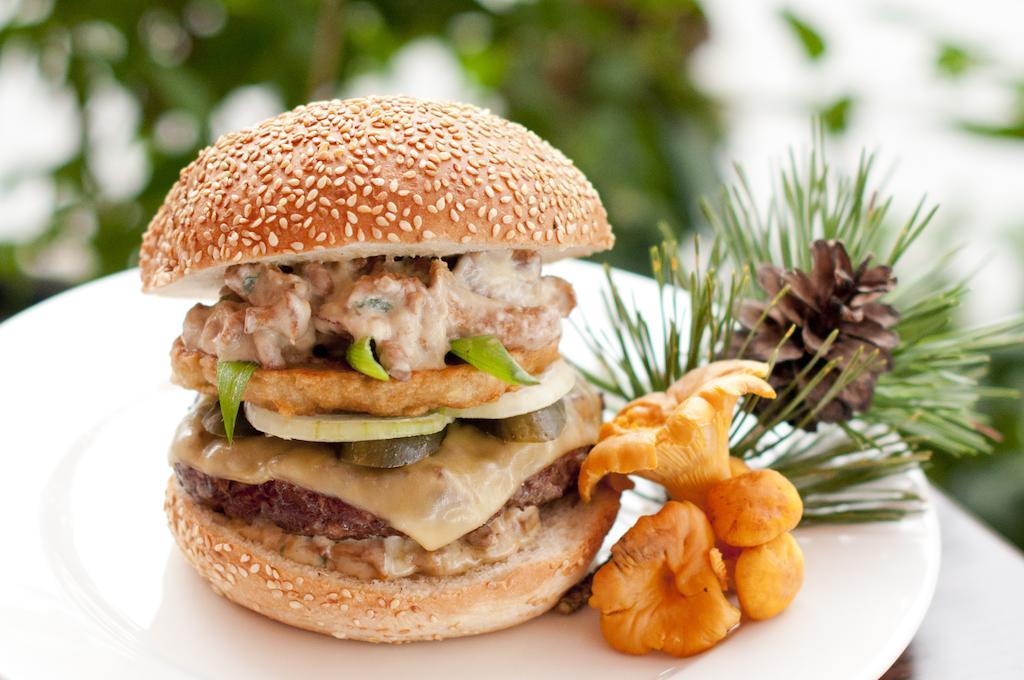 Apartamenty Mesa Grill Restaurant Cafe Дзвижино Экстерьер фото